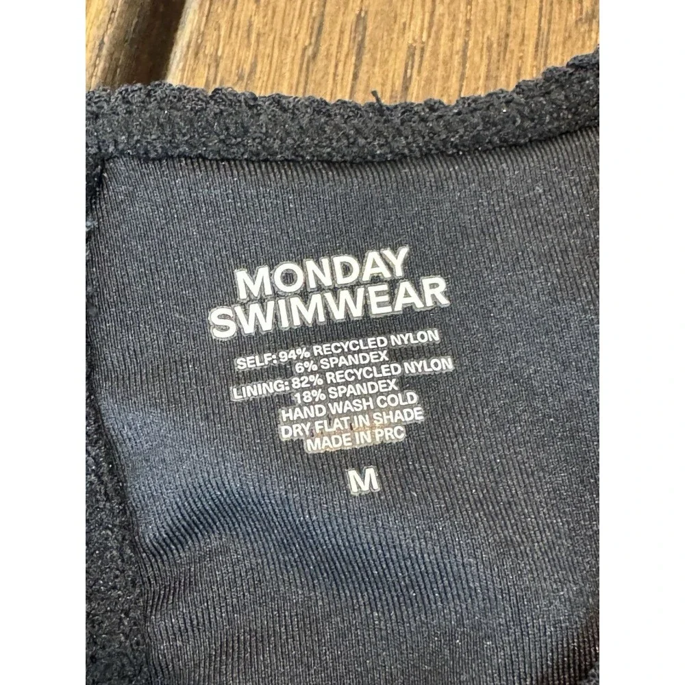 NWT Monday Swimwear Kokomo Crinkle Dress Black Keyhole Back Button cover-up - Picture 3 of 7